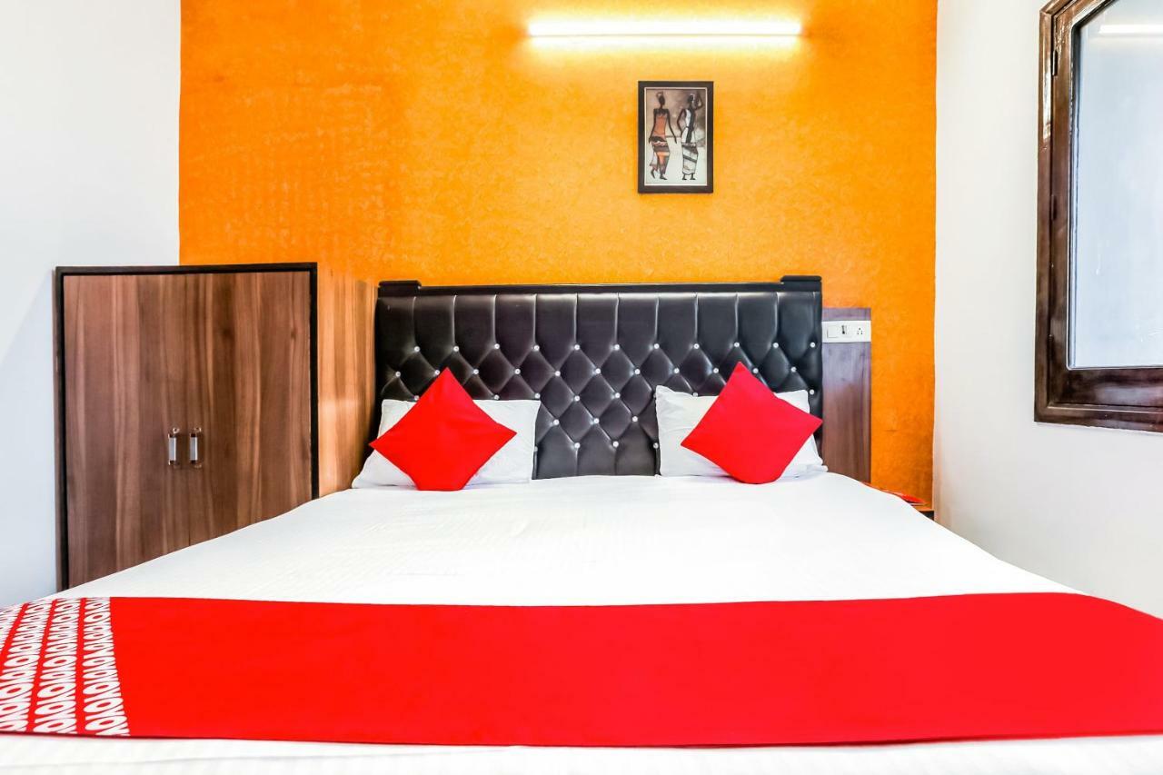 Oyo Flagship 37488 Hotel R V Regency Amritsar Exterior foto